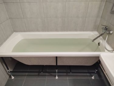 Установка акриловой/стальной ванны