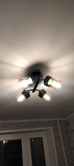 Установка люстры в сборке