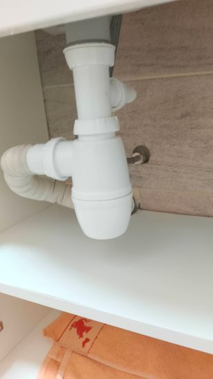 Устранение течи в доступном месте