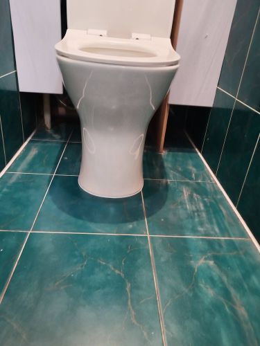 Установка напольного унитаза