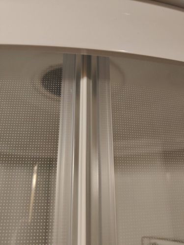 Установка душевой кабины шириной до 90 см