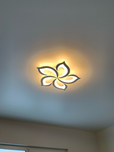 Установка люстры в сборке