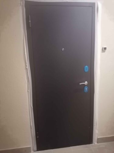 Установка входной двери