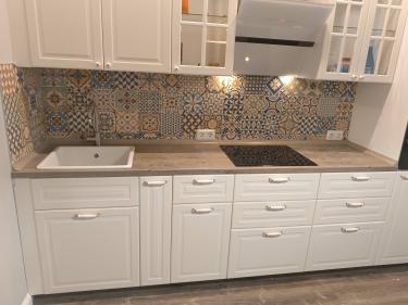 Демонтаж смесителя Выпил одного отверстия/углубления/присадка под петлю в материалах ДСП/Массив Установка столешницы ДСП