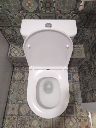 Установка напольного унитаза