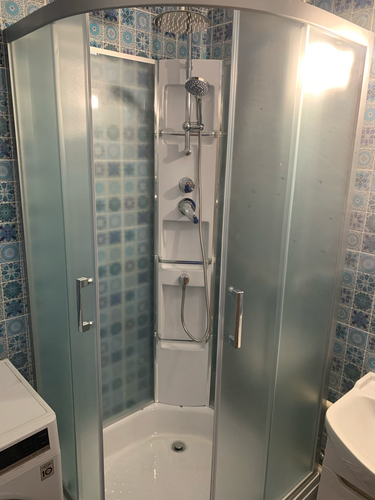 Установка раковины с тумбой