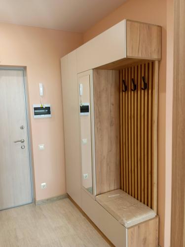 Сборка прихожей