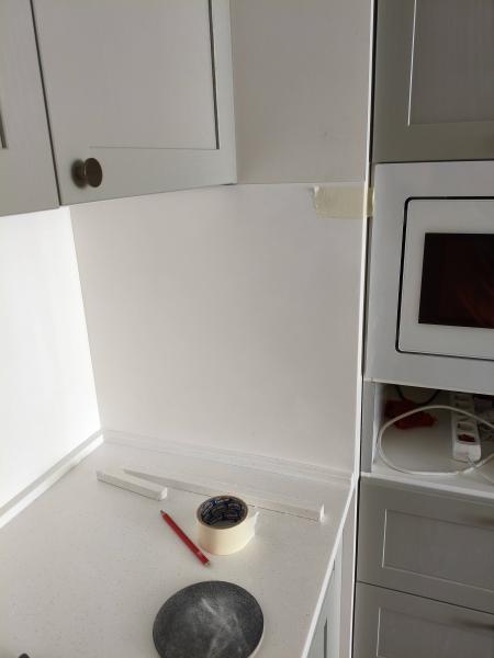 Шлифовка каменной столешницы Установка и подключение встраиваемого холодильника Установка фальшпанели / заглушки