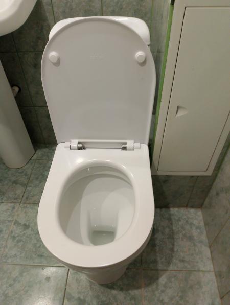 Установка напольного унитаза