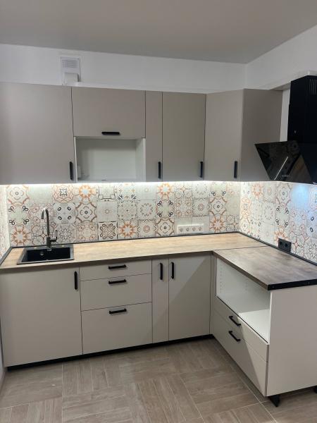 Подводка труб (ХВС, ГВС, канализация) к месту установки сантехнического оборудования (до 3 метров)