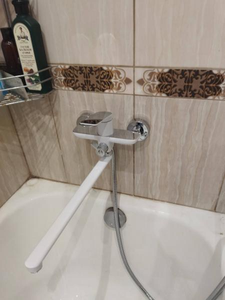 Установка смесителя (на готовые коммуникации)