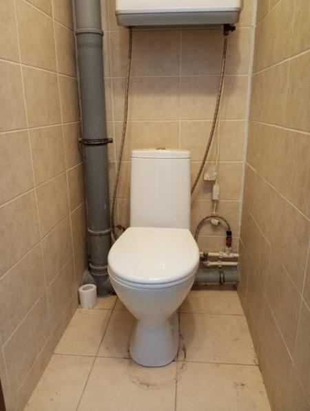 Установка напольного унитаза