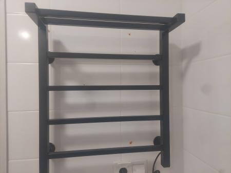 Монтаж электрического полотенцесушителя