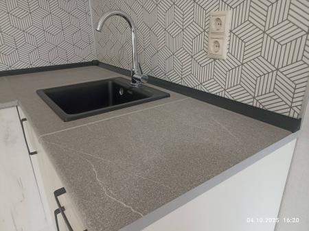 Монтаж накладной распаячной коробки