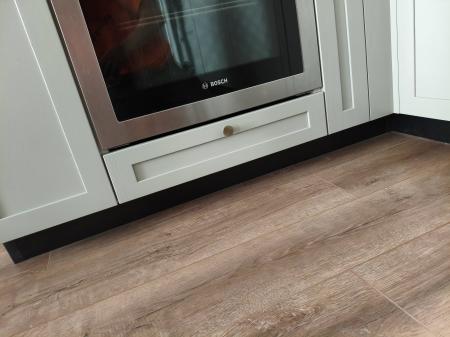 Шлифовка каменной столешницы Установка и подключение встраиваемого холодильника Установка фальшпанели / заглушки