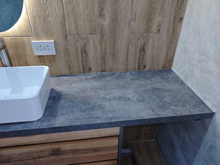 Установка смесителя (на готовые коммуникации)