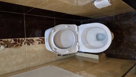 Установка напольного унитаза