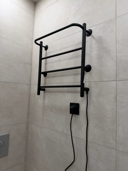 Монтаж электрического полотенцесушителя