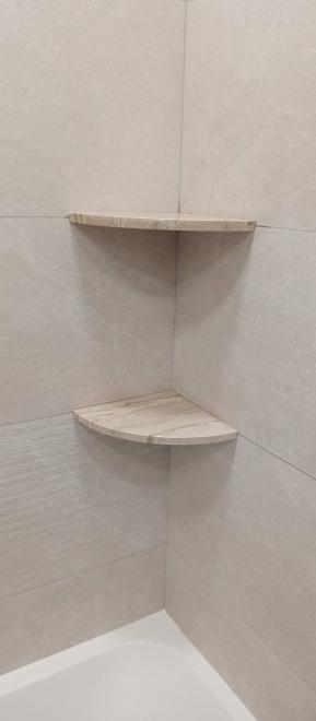 Установлено устройство для сушки полотенец. Подключено к электросети, закреплено на стене, проверена работа. Обеспечена безопасность и надежность эксплуатации.