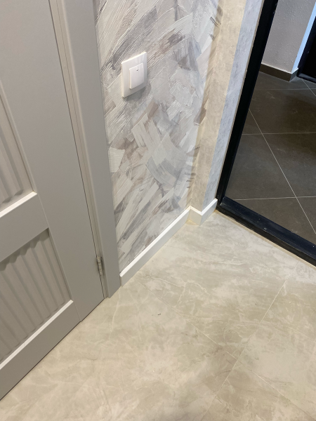 Монтаж деревянного/мдф плинтуса