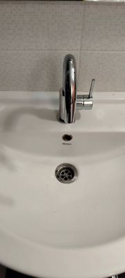 Герметизация ванны силиконом