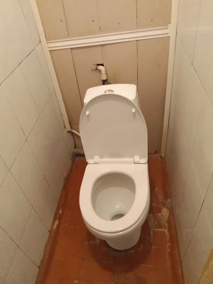 Установка напольного унитаза