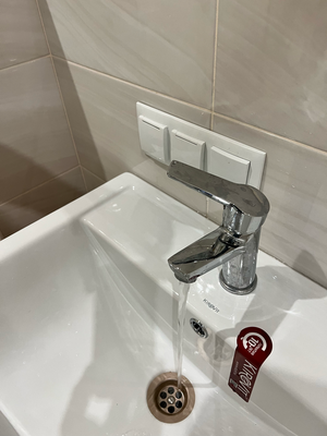 Установка смесителя (на готовые коммуникации)