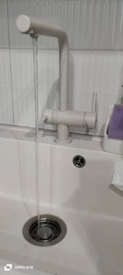 Установка проточного фильтра под мойку