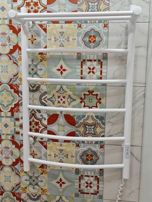 Монтаж электрического полотенцесушителя