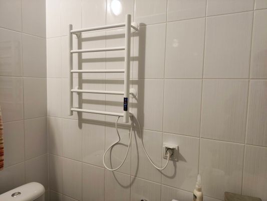 Монтаж электрического полотенцесушителя