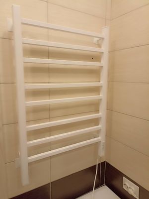 Монтаж электрического полотенцесушителя