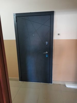 Установка входной двери весом до 95 кг