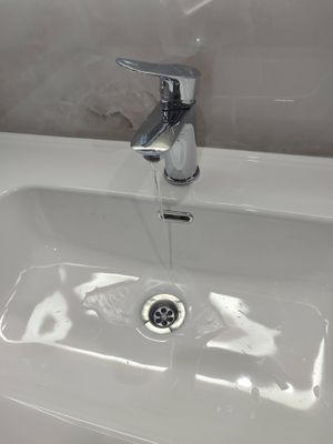 Установка смесителя (на готовые коммуникации)