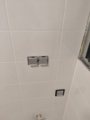 Установка дополнительной розетки с подведением коммуникаций