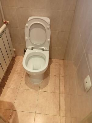 Установка напольного унитаза