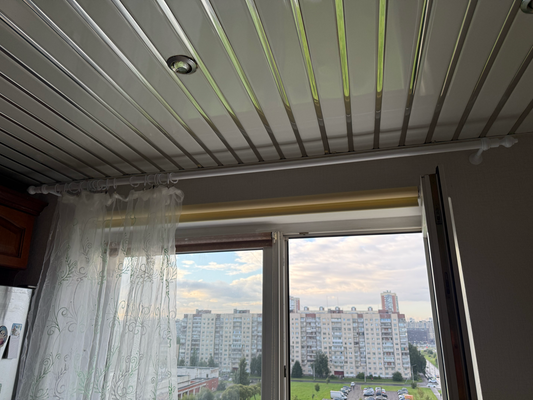 Монтаж пластикового плинтуса