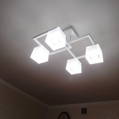 Установка люстры в сборке