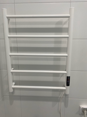 Монтаж электрического полотенцесушителя