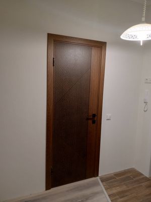Врезка завертки/дверной ручки/магнитной ответки/цилиндра для замка