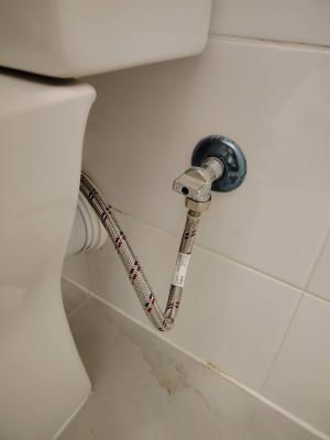 Установка напольного унитаза