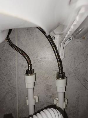 Установка смесителя (на готовые коммуникации)