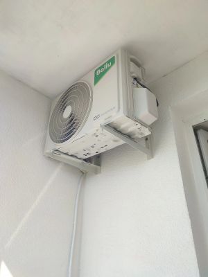Установка сплит системы 7-9 kBTU (одноэтапный монтаж)