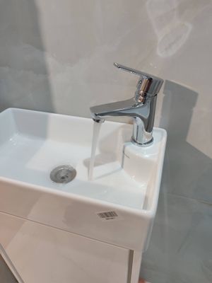 Установка смесителя (на готовые коммуникации)