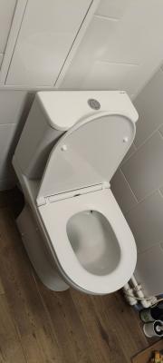 Установка напольного унитаза