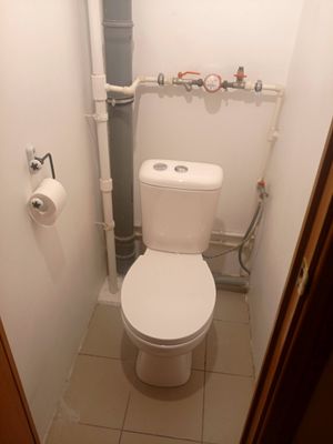 Установка напольного унитаза