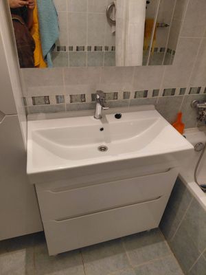 Установка комплекта: Тумба + Раковина + смеситель + зеркало