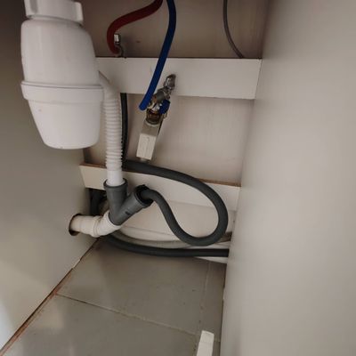 Установка и подключение вытяжки