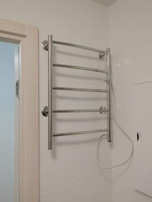 Монтаж электрического полотенцесушителя