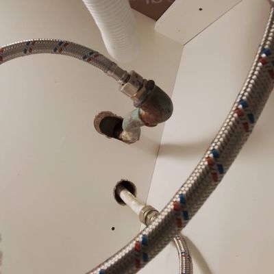 Устранение течи в доступном месте