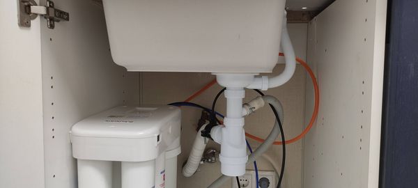 Отверстие под раковину в столешнице из ДСП Установка раковины на столешницу